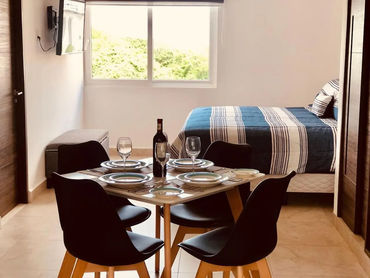 Stylish Studio Steps From 5Th Ave And Beach プレヤデルカーメン 0*,  メキシコ
